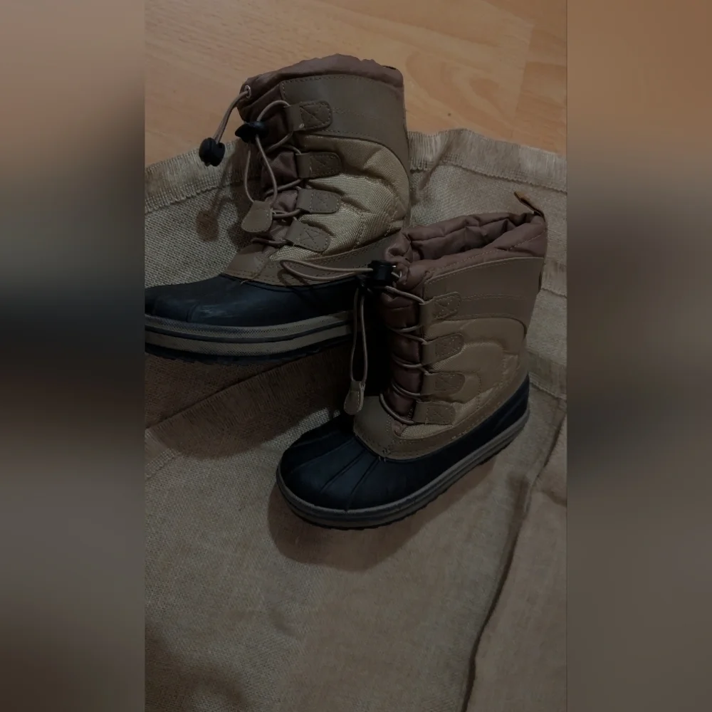Link boys Brown and Blue Winter Snow Boots